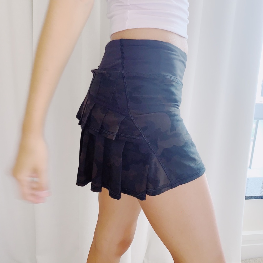 Lulu Lemon camo tennis skirt